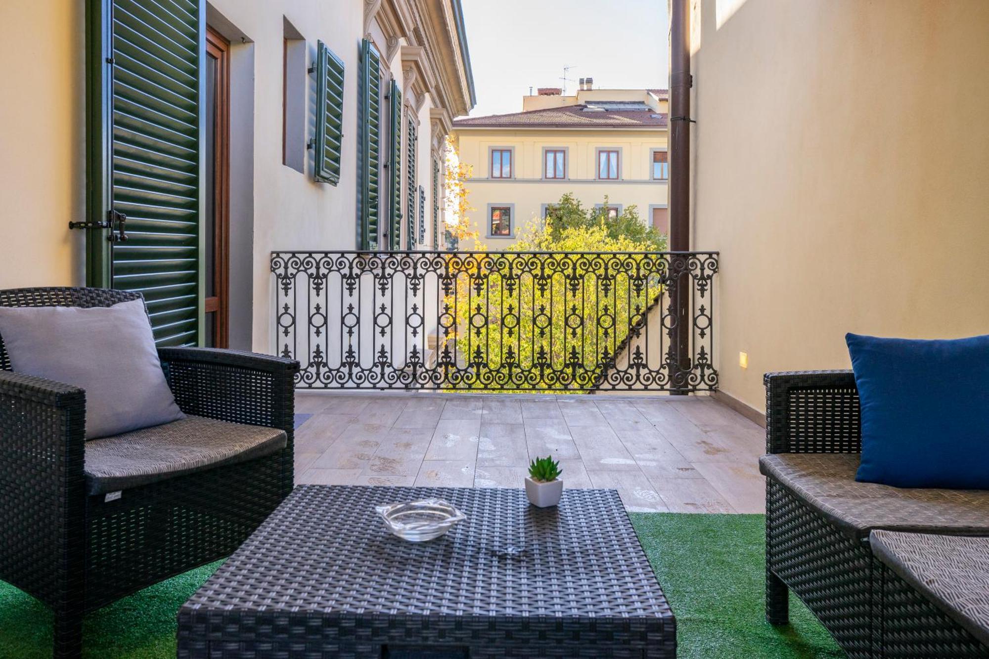 "Le Cure Home" Appartamento Con 2 Camere Matrimoniali, Terrazzo فلورنس المظهر الخارجي الصورة